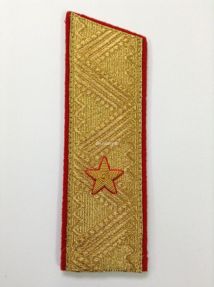 Артикул: tov_2435 Погоны парадные с 2 красных просвета, вышит. канителью (генерал-майор) со скосом